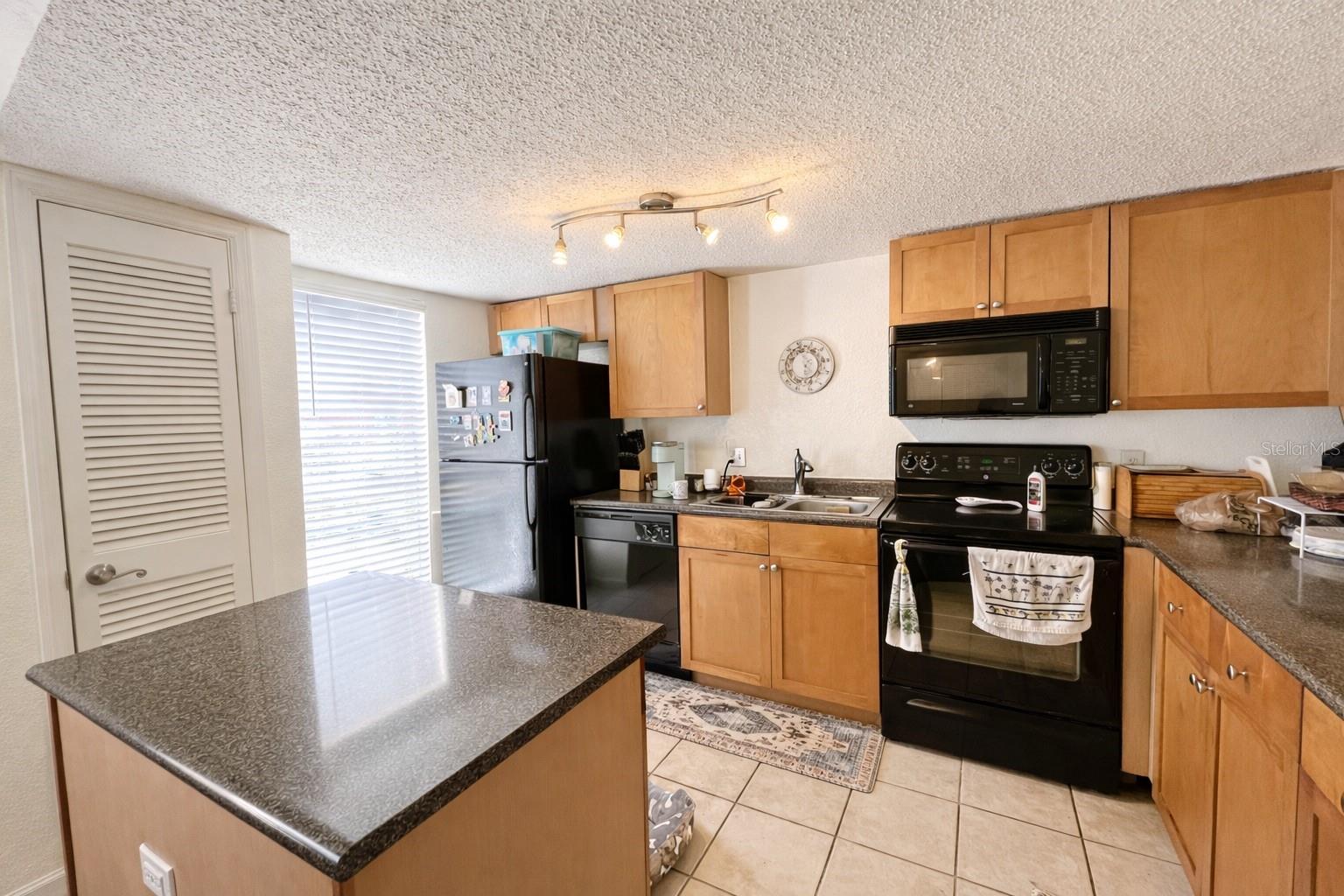 1810 NW 23RD BLVD #219, GAINESVILLE, FL — photo 8