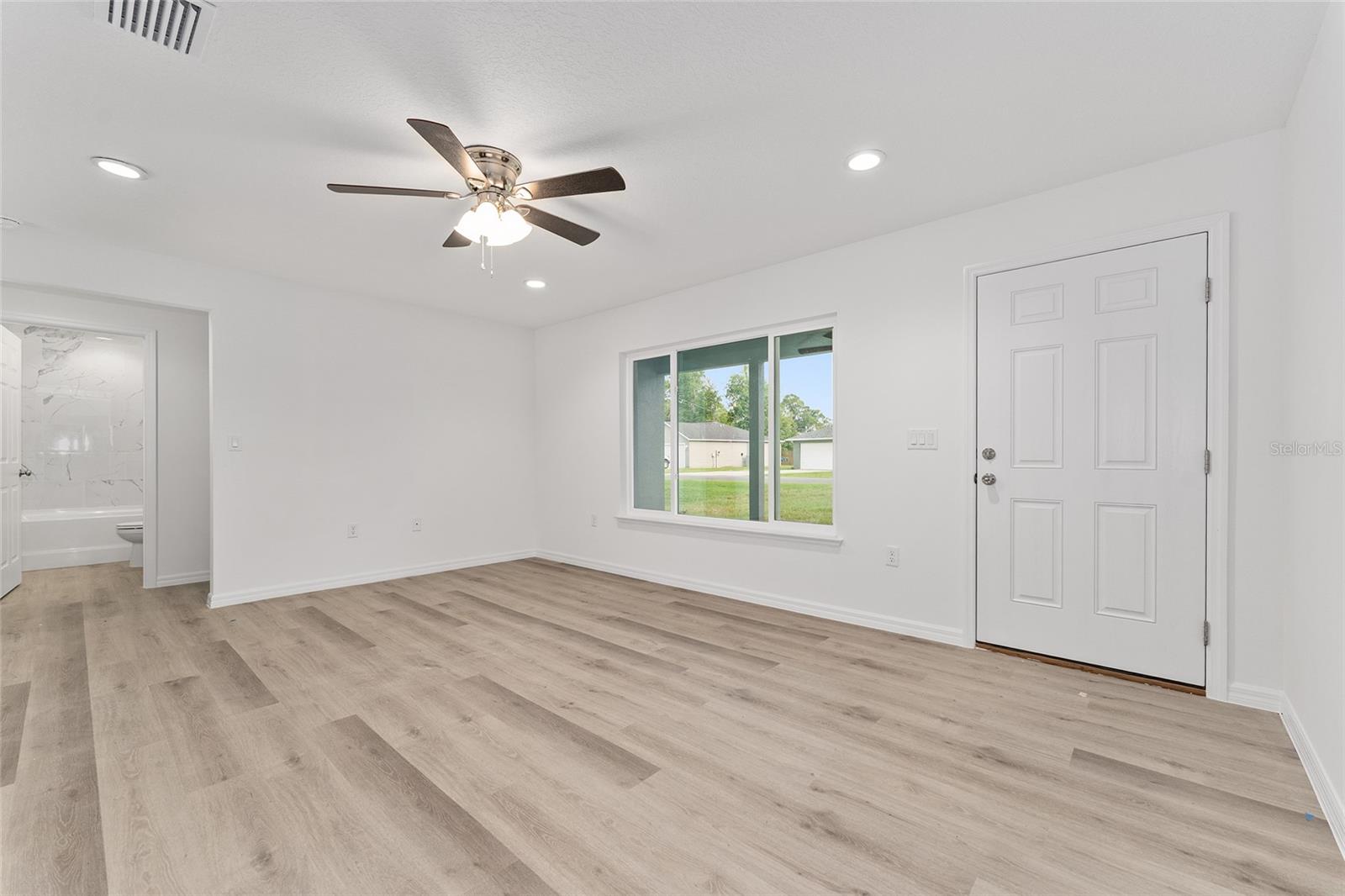 13119 NE 7TH LOOP, SILVER SPRINGS, FL — photo 12