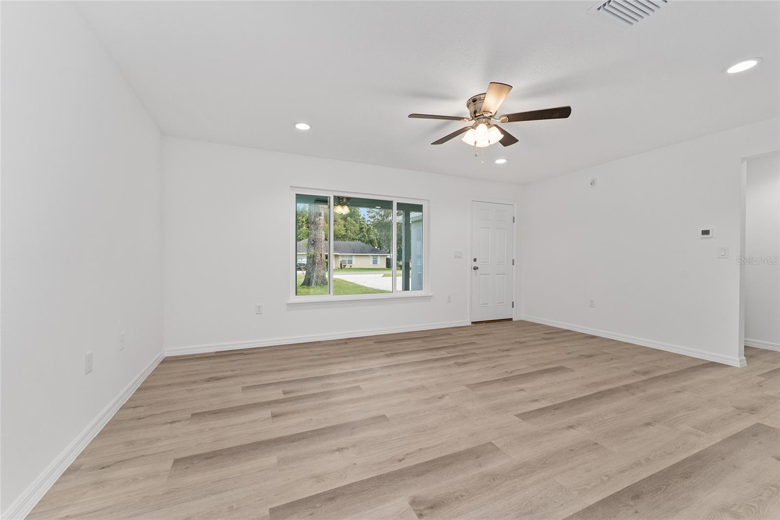 13119 NE 7TH LOOP, SILVER SPRINGS, FL — photo 13