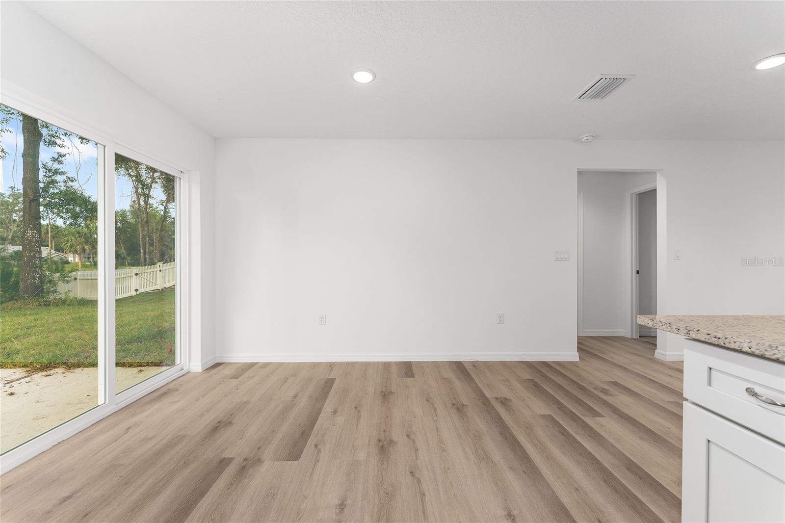 13119 NE 7TH LOOP, SILVER SPRINGS, FL — photo 24