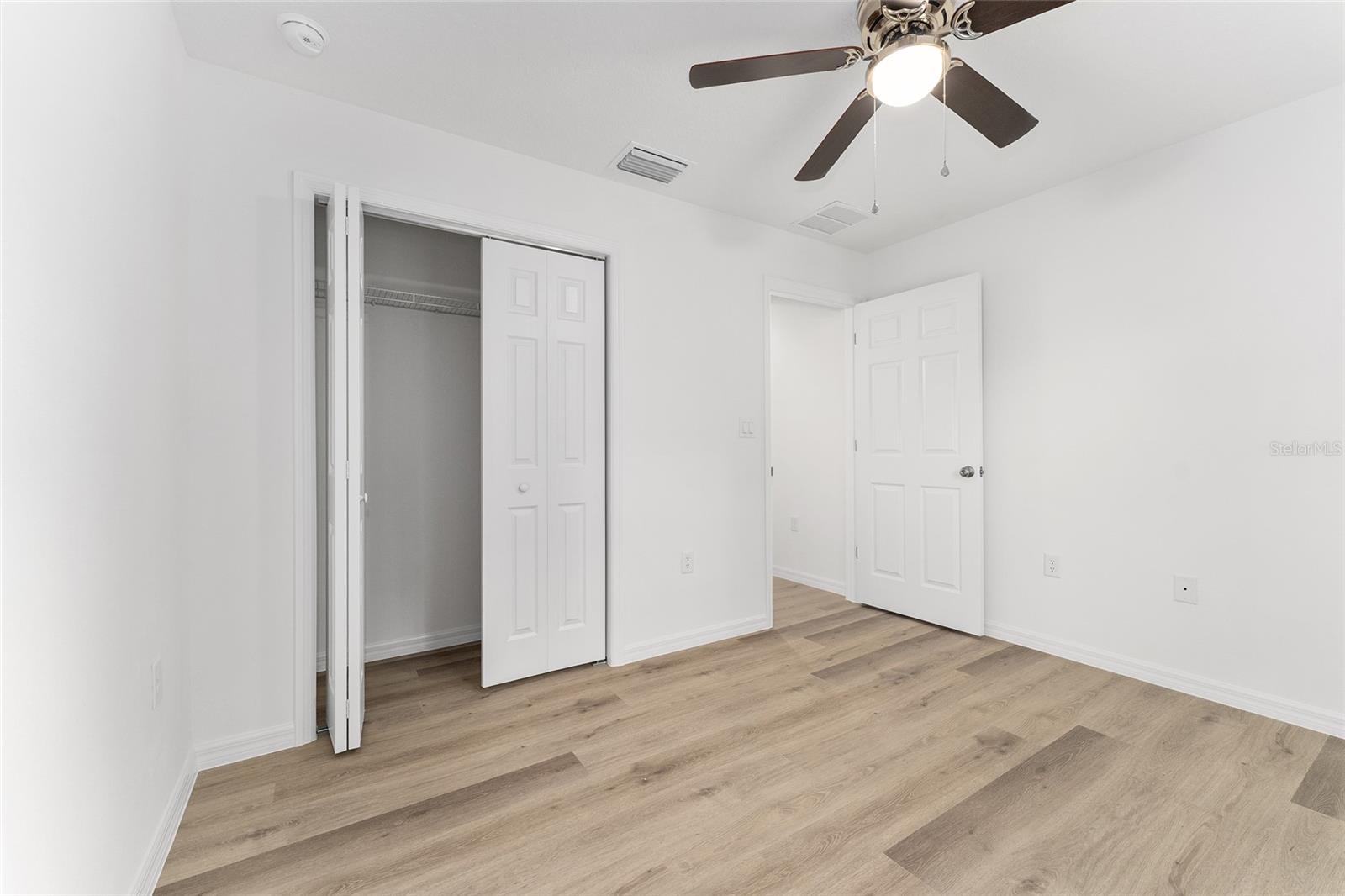 13119 NE 7TH LOOP, SILVER SPRINGS, FL — photo 33
