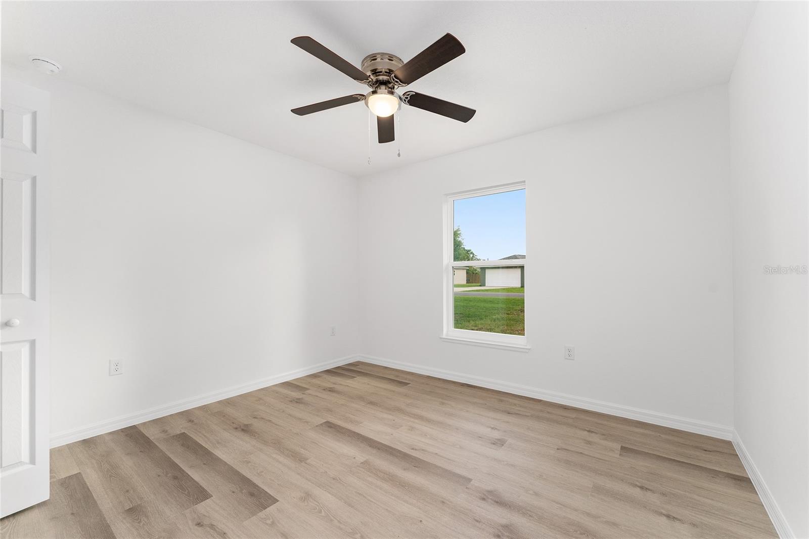 13119 NE 7TH LOOP, SILVER SPRINGS, FL — photo 37