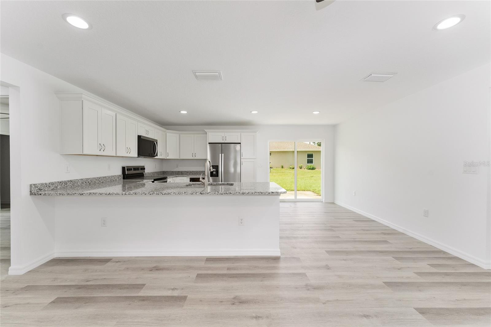 13027 NE 5TH PL, SILVER SPRINGS, FL — photo 14