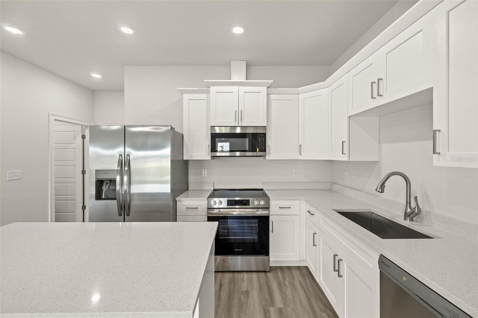 14985 SUNSET EVE LOOP, FORT MYERS, FL — photo 11