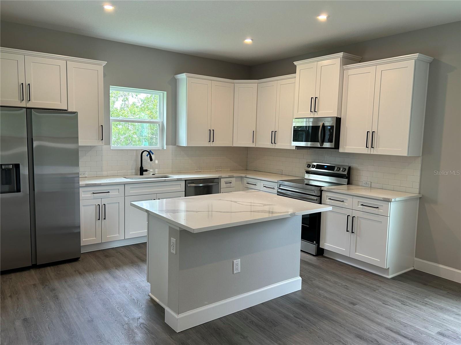 13190 ENGLISH FIR CT, BROOKSVILLE, FL — photo 6