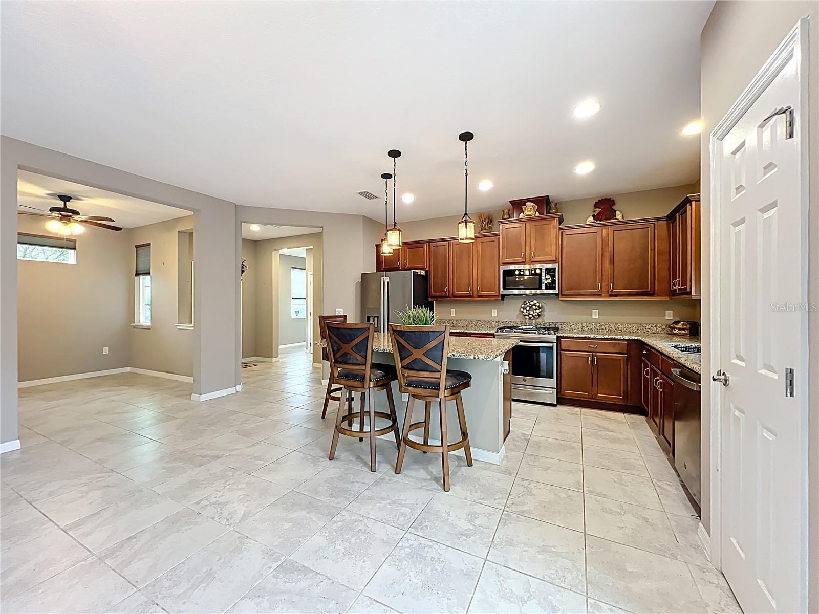 383 ALCOVE DR, GROVELAND, FL — photo 38