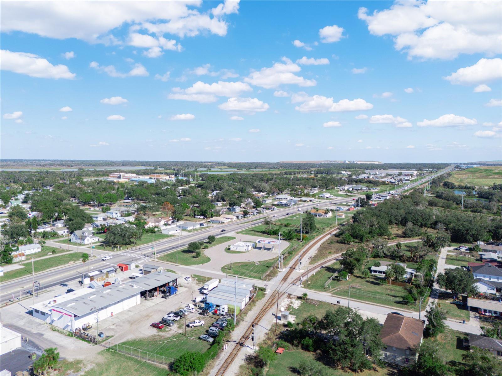 1009 E CANAL ST, MULBERRY, FL — photo 9