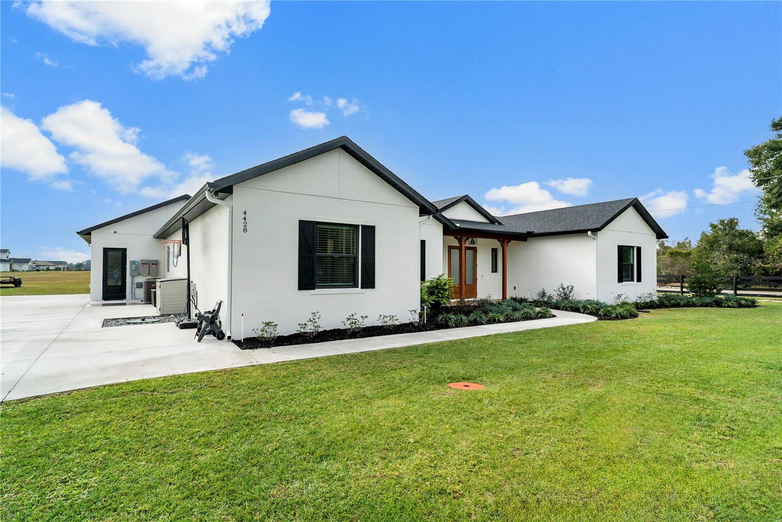 4428 E SHIRLEY SHORES RD, TAVARES, FL — photo 4