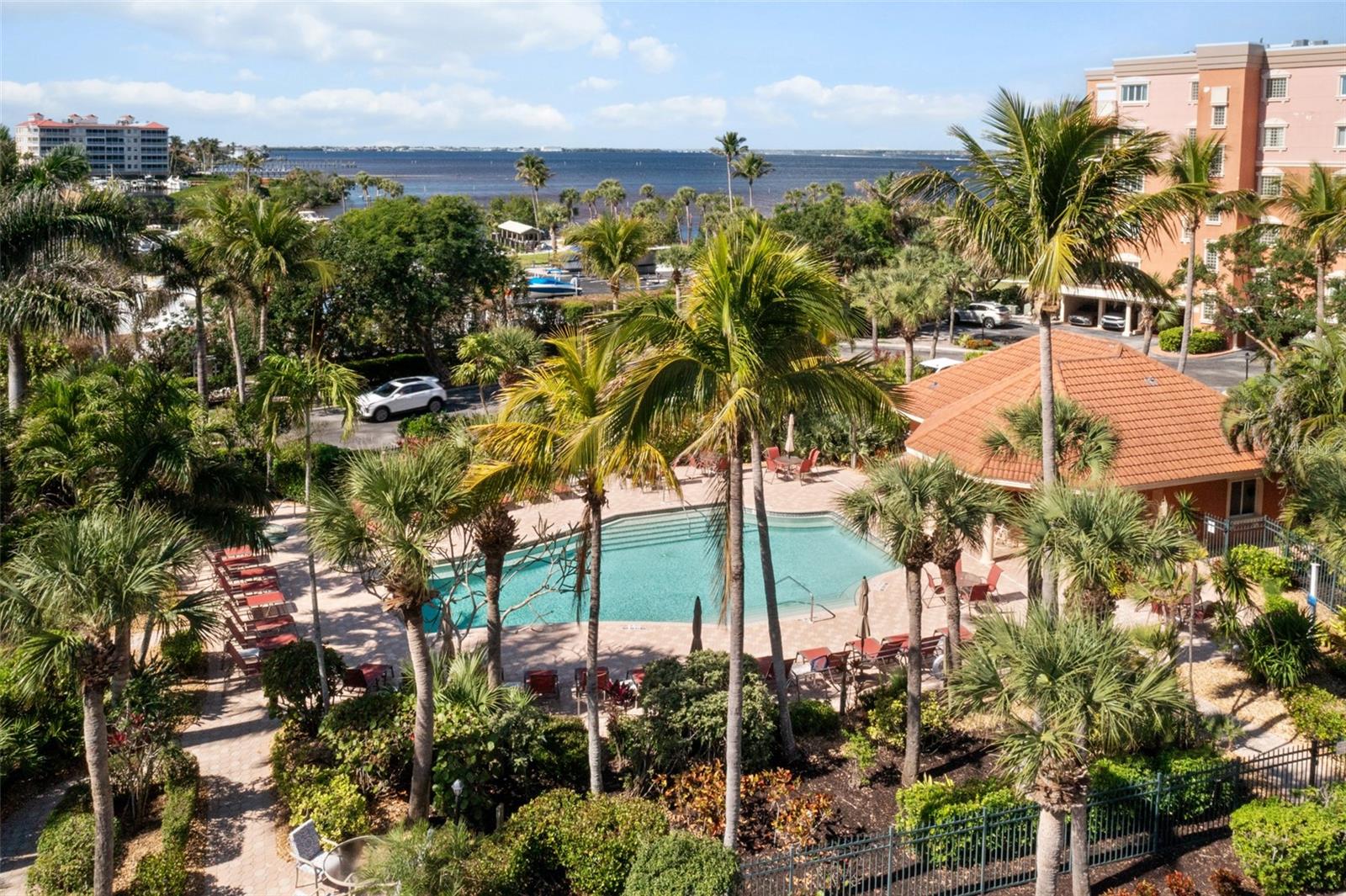 14815 LAGUNA DR #702, FORT MYERS, FL — photo 2
