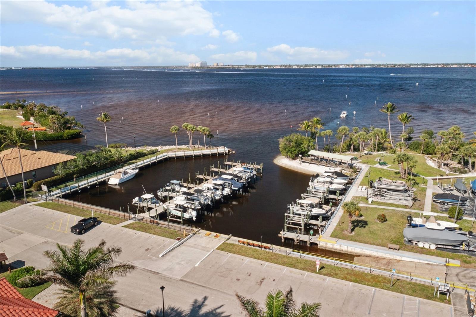 14815 LAGUNA DR #702, FORT MYERS, FL — photo 3