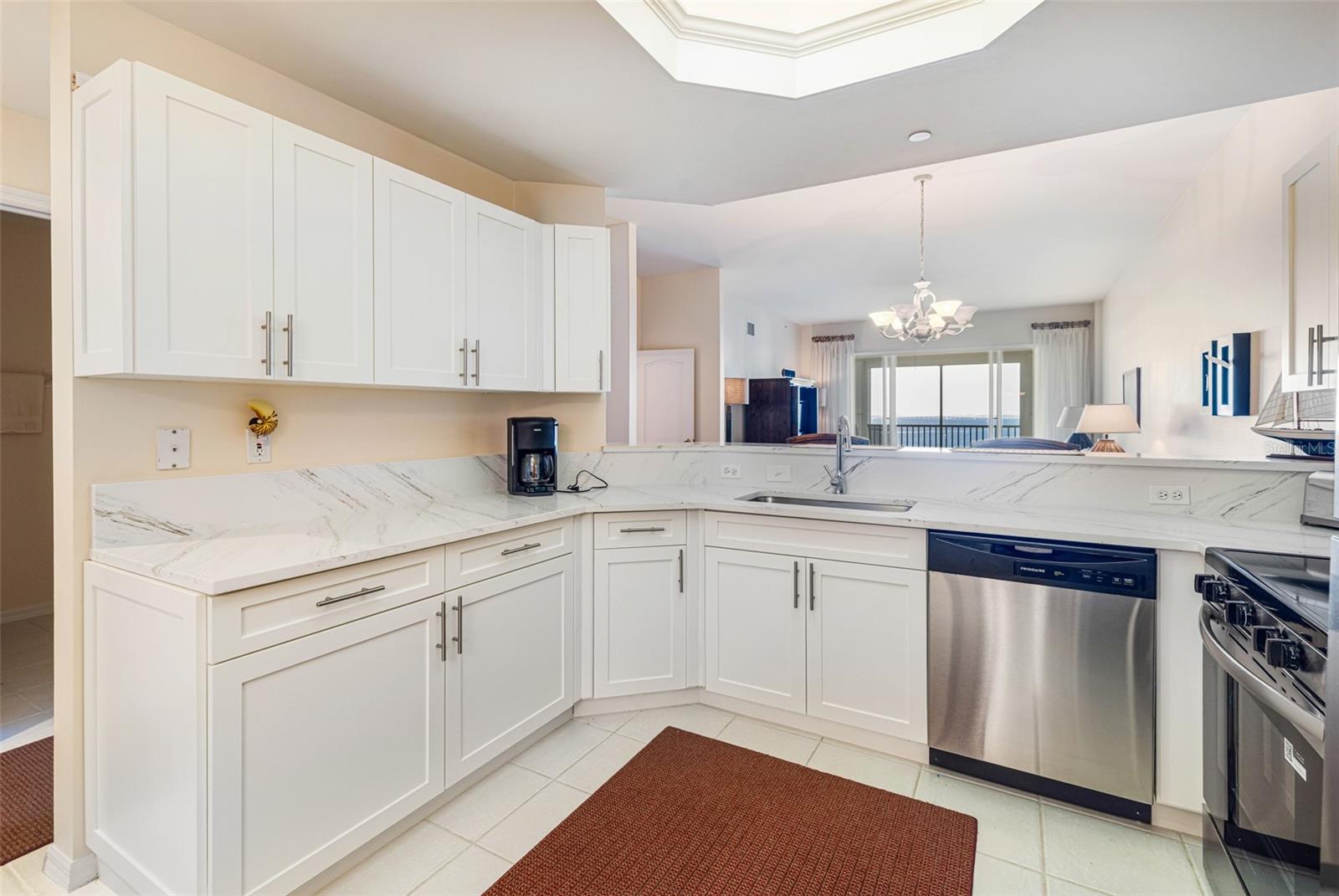14815 LAGUNA DR #702, FORT MYERS, FL — photo 11