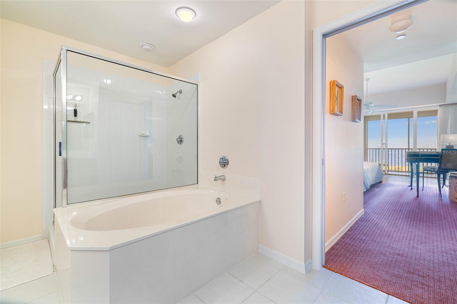14815 LAGUNA DR #702, FORT MYERS, FL — photo 31