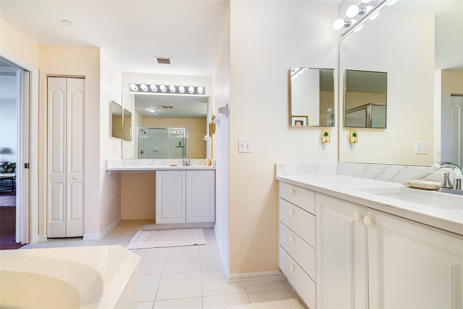 14815 LAGUNA DR #702, FORT MYERS, FL — photo 32