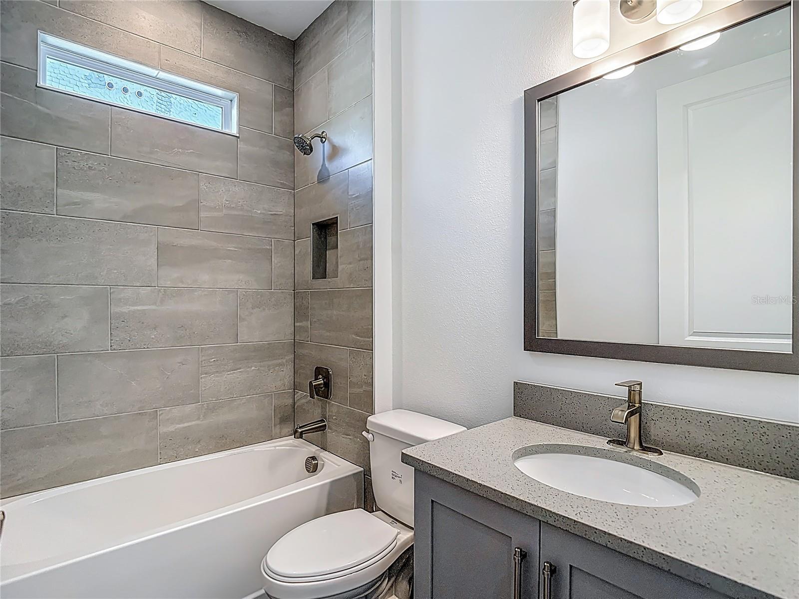 410 S WEST SHORE BLVD, TAMPA, FL — photo 37
