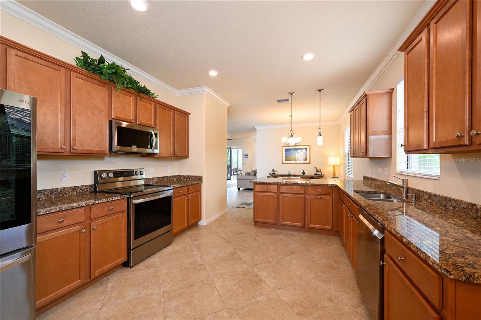 7124 MARSH VIEW TERRACE ST, BRADENTON, FL — photo 5