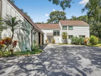 120 BEACH ST — photo 1