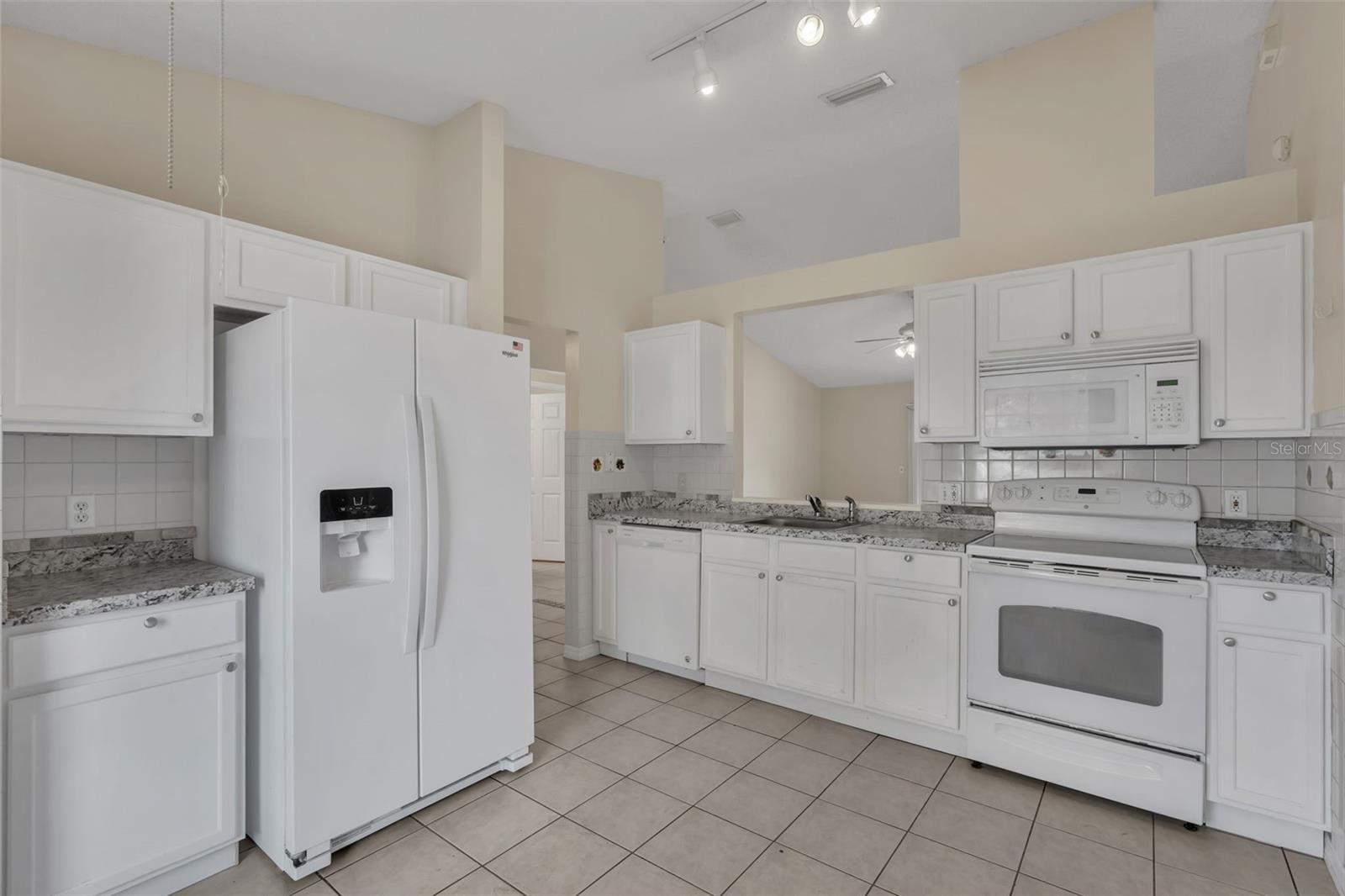 36 PINE HILL LN, PALM COAST, FL — photo 12