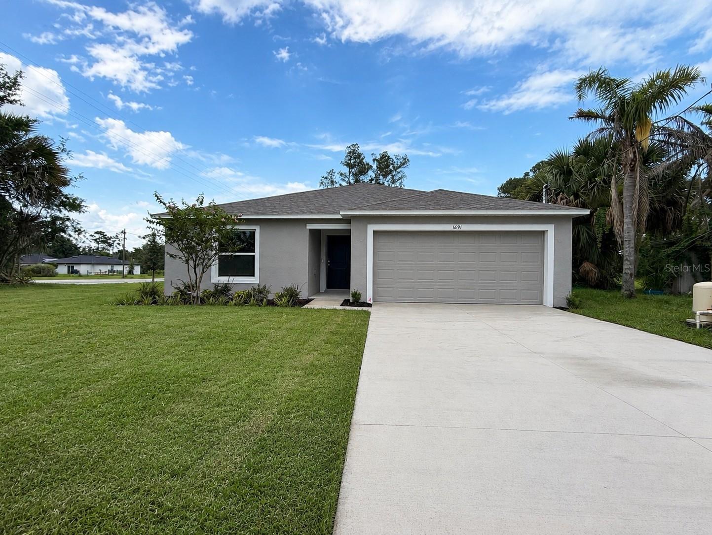 1691 2ND AVE, DELAND, FL