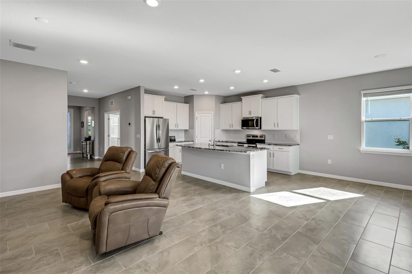 5625 SOFT SKIES DR, SARASOTA, FL — photo 13