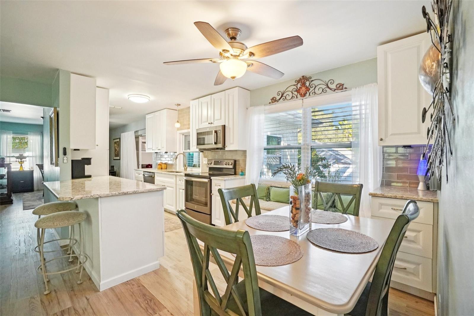 2137 MALCOLM DR, PALM HARBOR, FL — photo 10