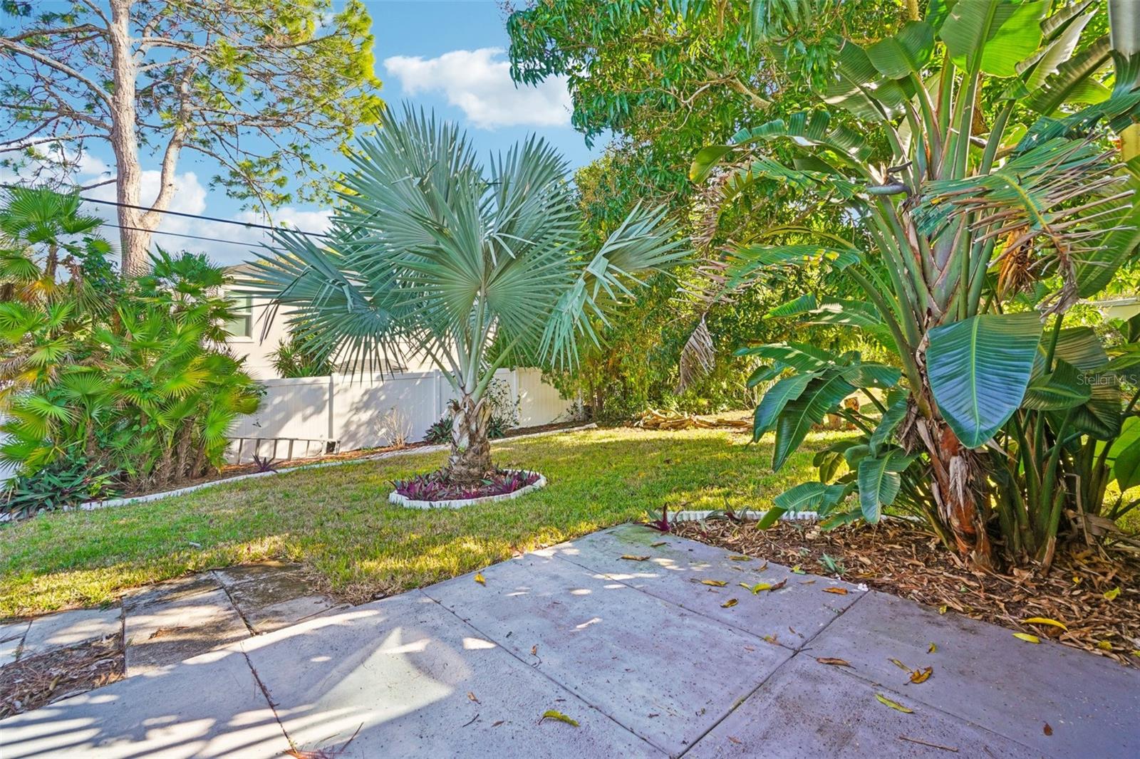 2137 MALCOLM DR, PALM HARBOR, FL — photo 27
