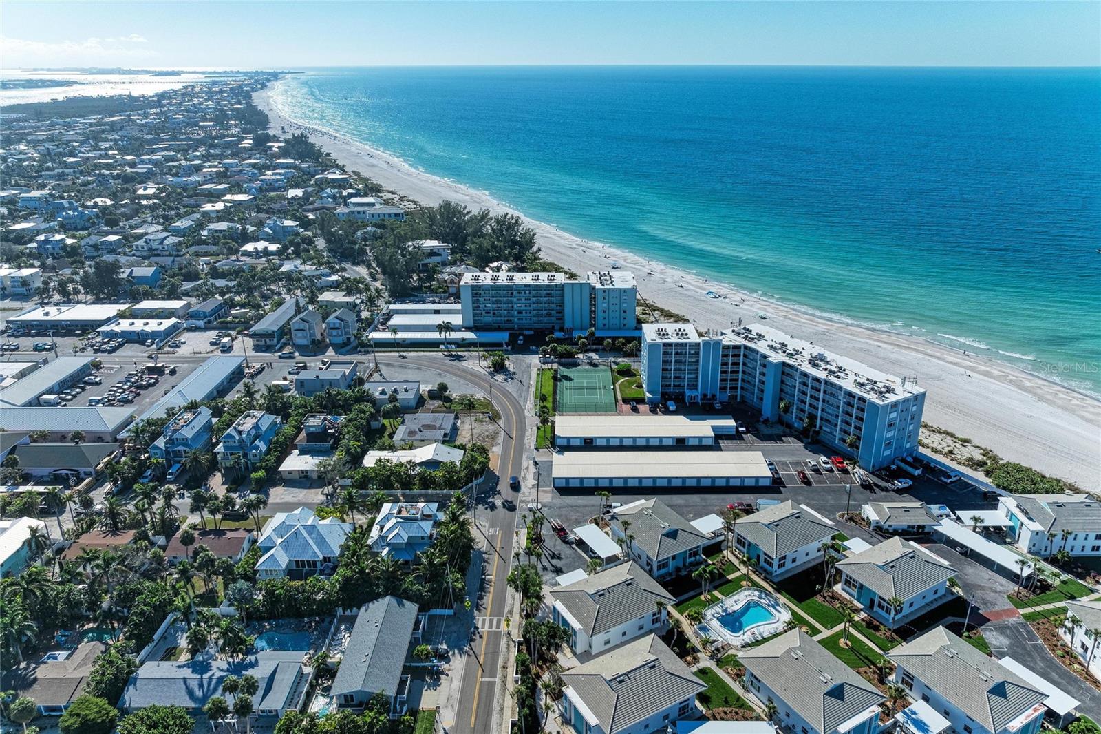 5200 GULF DR #302, HOLMES BEACH, FL — photo 2