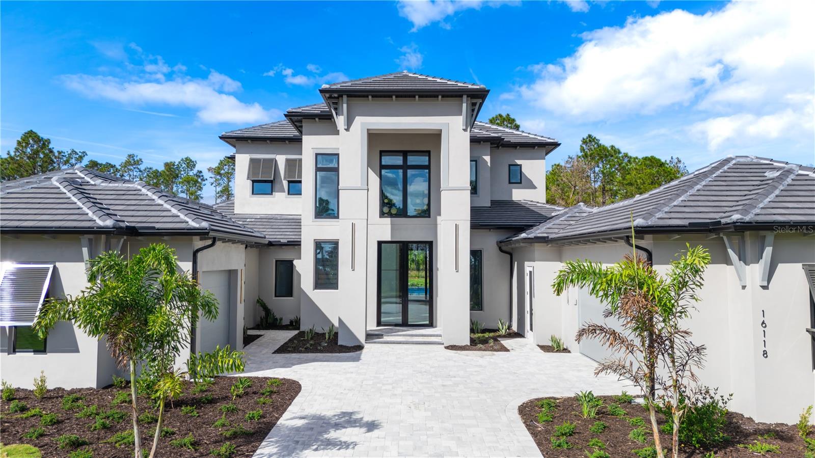 16118 PENDIO DR, MONTVERDE, FL
