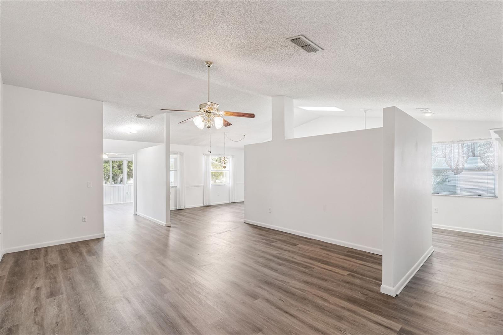 1409 NEW ABBEY AVE, LEESBURG, FL — photo 7