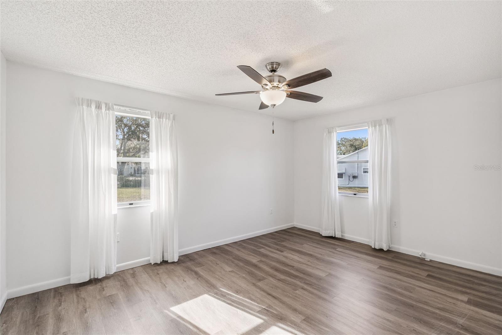 1409 NEW ABBEY AVE, LEESBURG, FL — photo 31