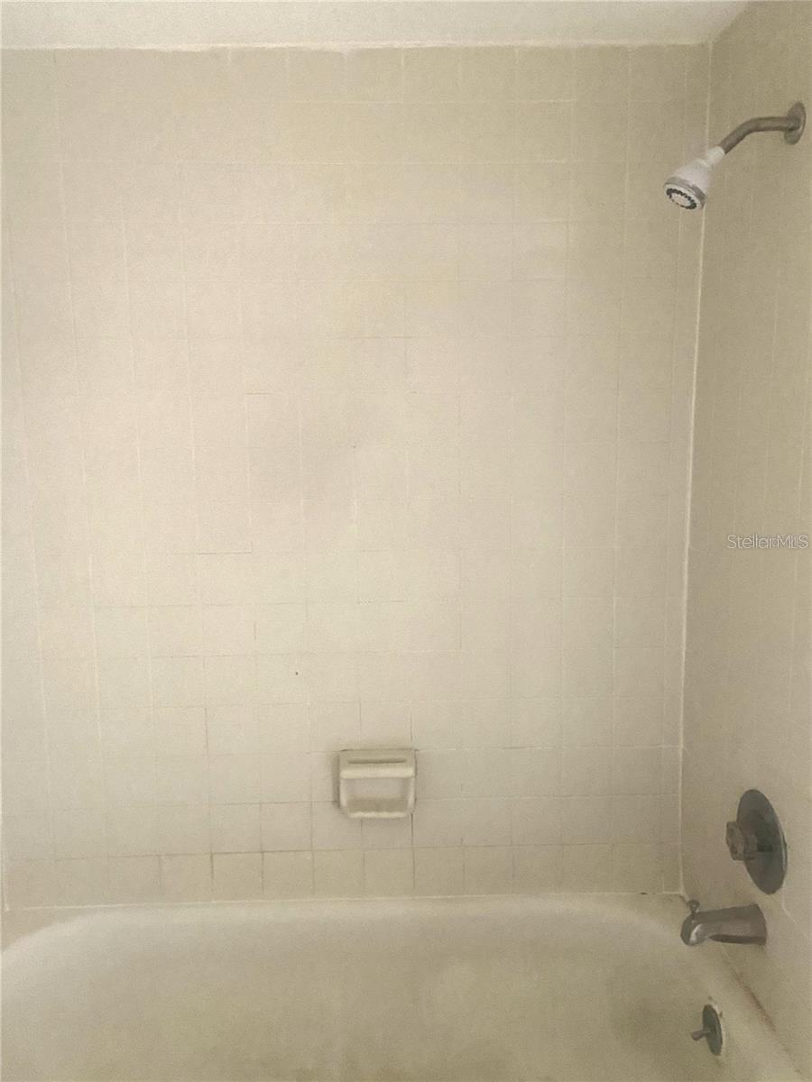 4133 DOLPHIN DR #4133, TAMPA, FL — photo 6