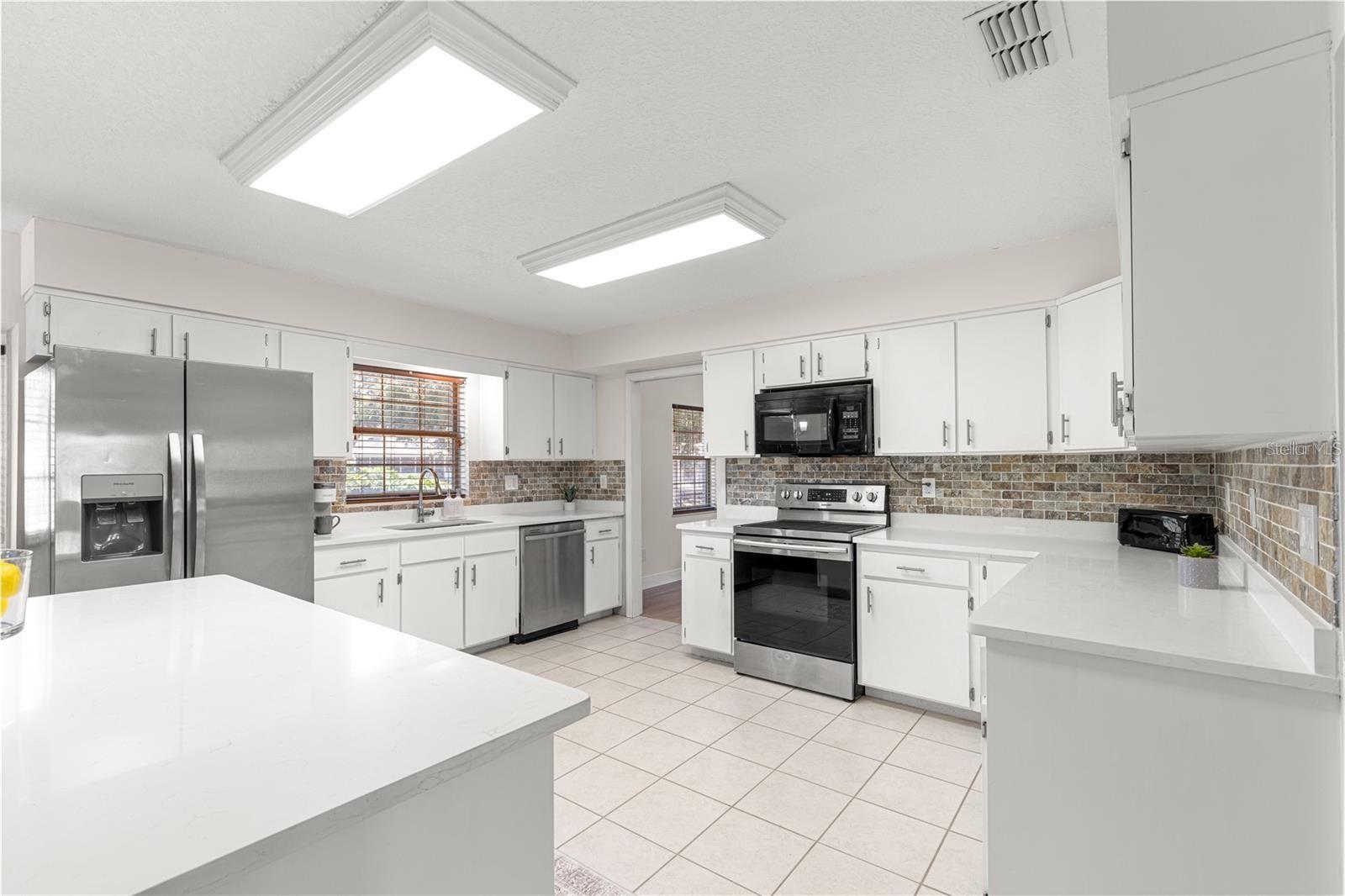 15621 SE 103RD TER, SUMMERFIELD, FL — photo 15