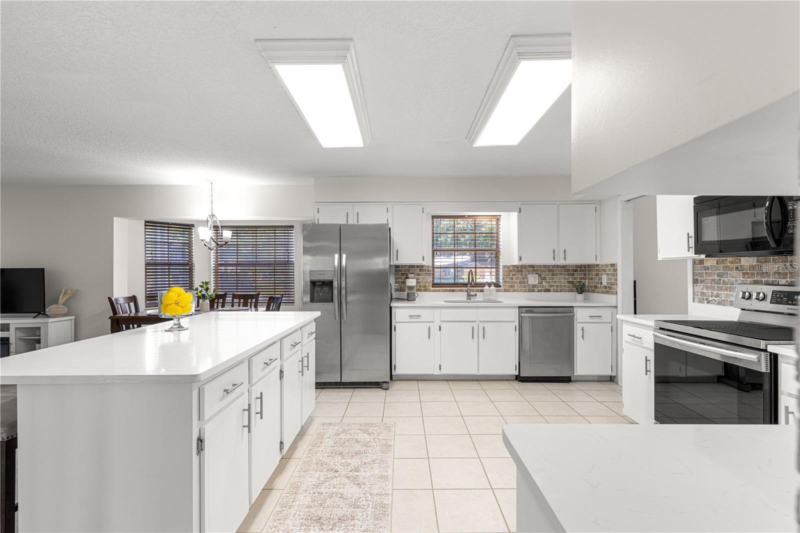 15621 SE 103RD TER, SUMMERFIELD, FL — photo 17