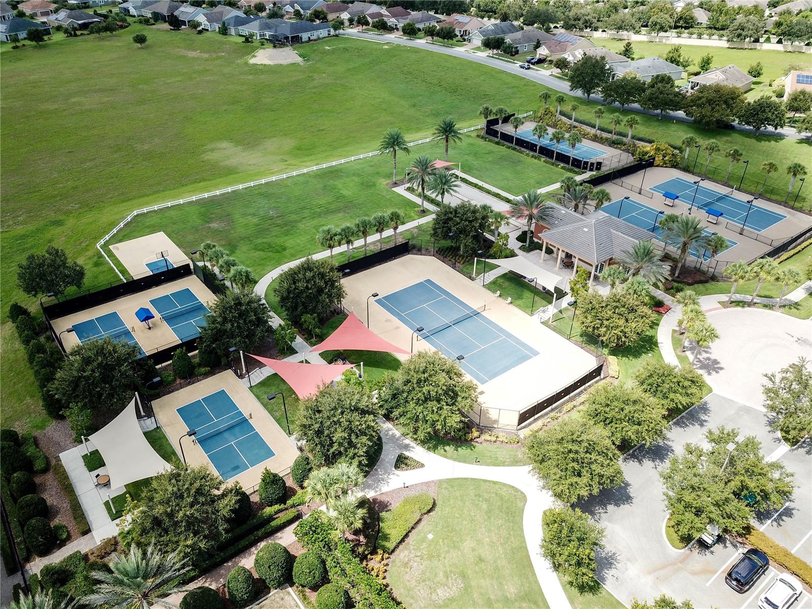 321 ALCOVE DR, GROVELAND, FL — photo 77