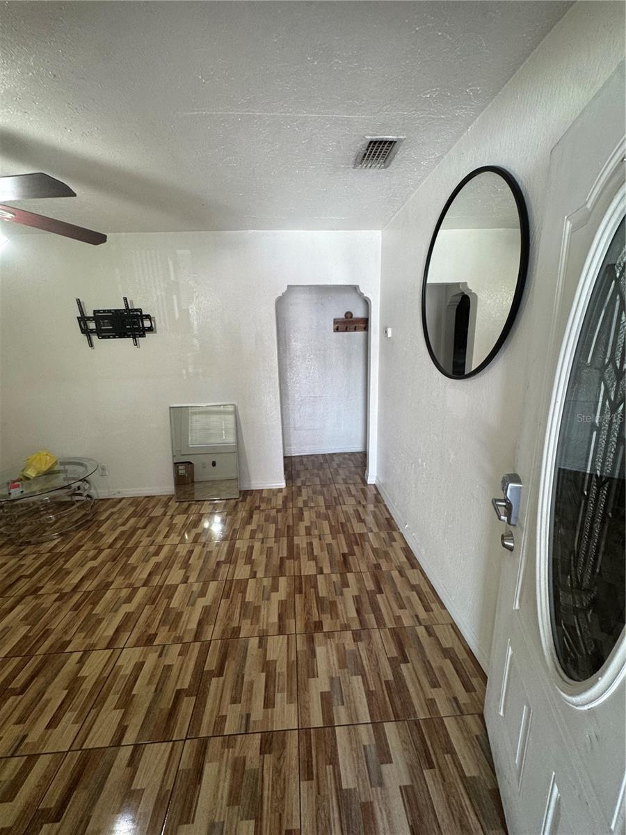 2312 W LA SALLE ST, TAMPA, FL — photo 13