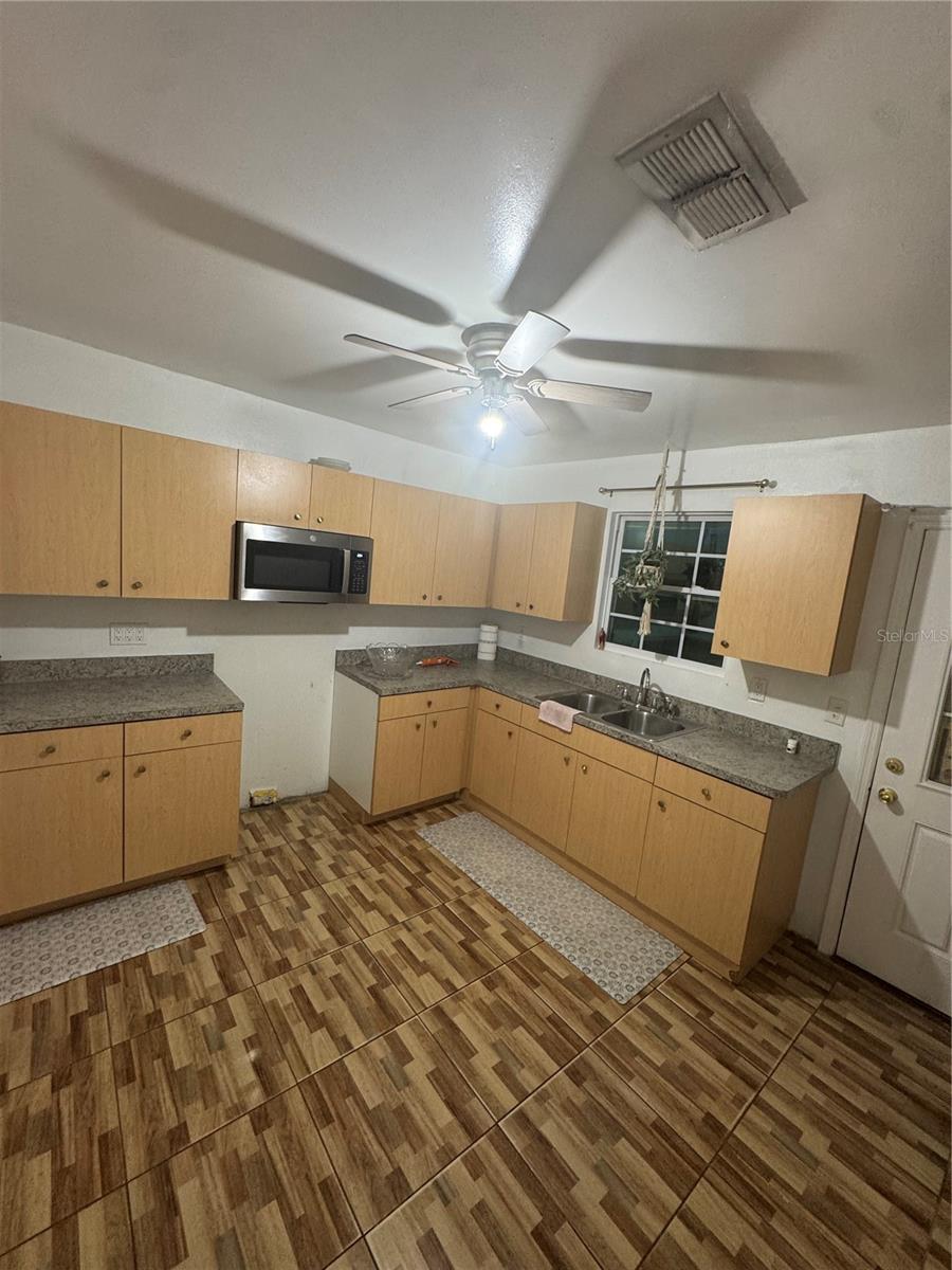 2312 W LA SALLE ST, TAMPA, FL — photo 16