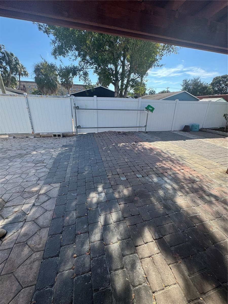 2312 W LA SALLE ST, TAMPA, FL — photo 46