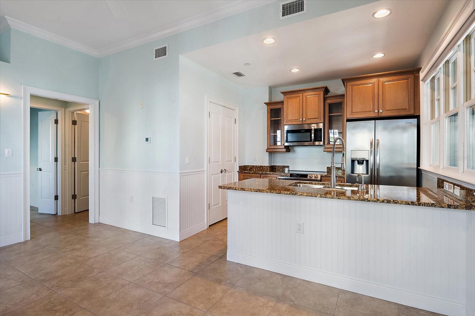 445 N ORANGE AVE #210, SARASOTA, FL — photo 9