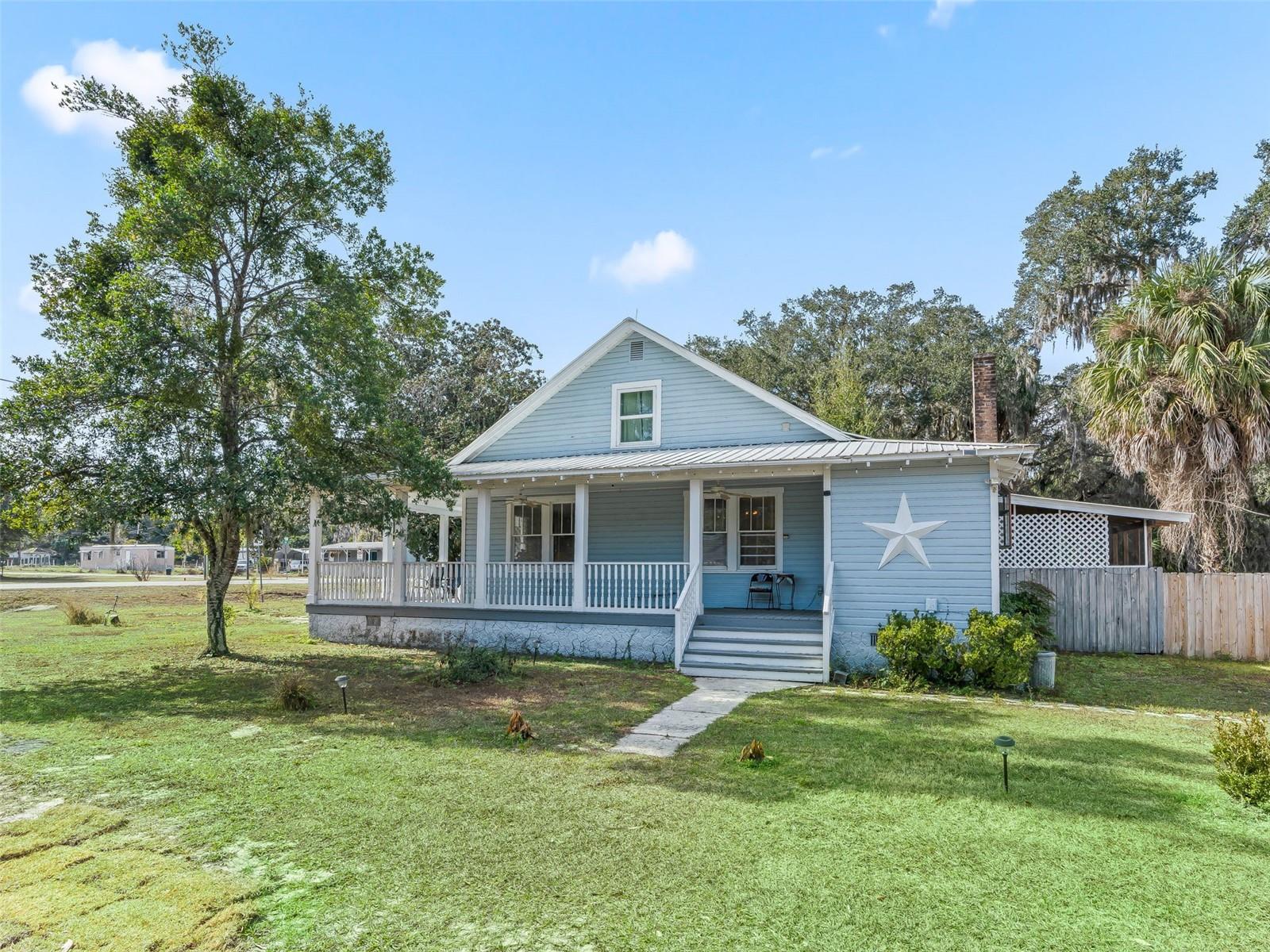 10487 SE HIGHWAY 42, SUMMERFIELD, FL — photo 2