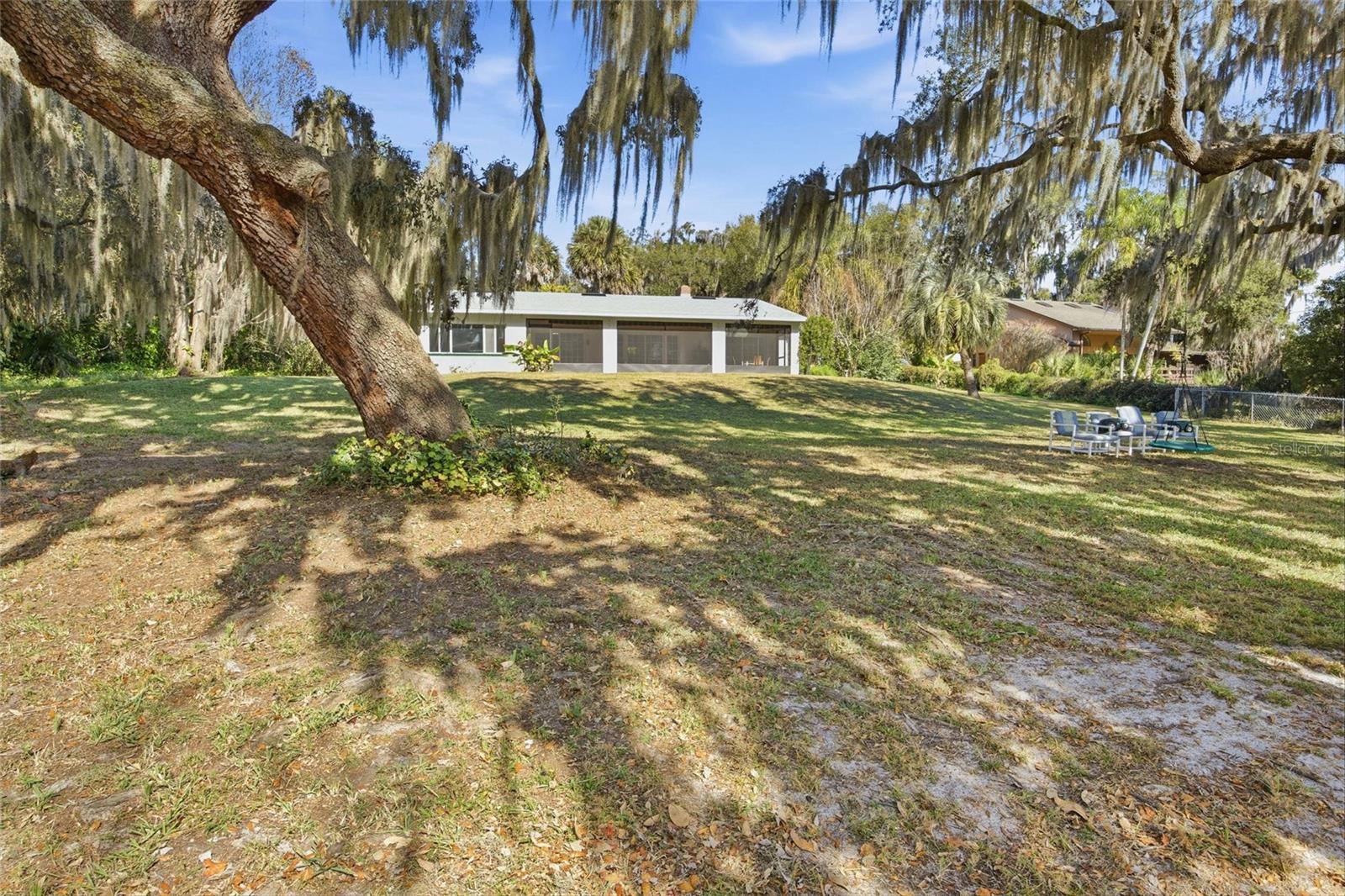 280 PALM CT, UMATILLA, FL — photo 65