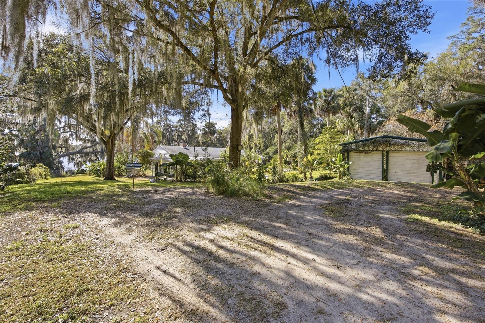 280 PALM CT, UMATILLA, FL — photo 91