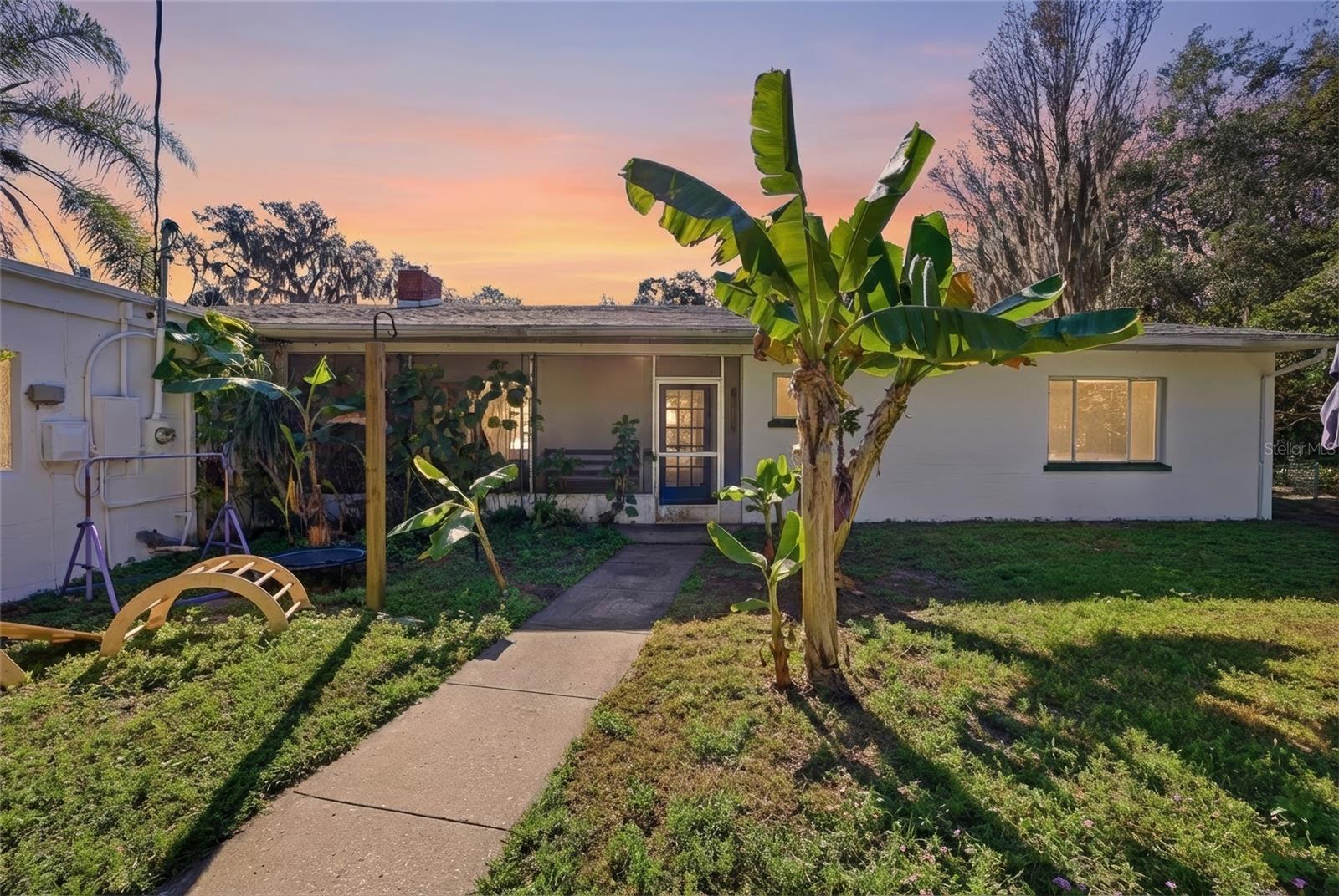 280 PALM CT, UMATILLA, FL — photo 103