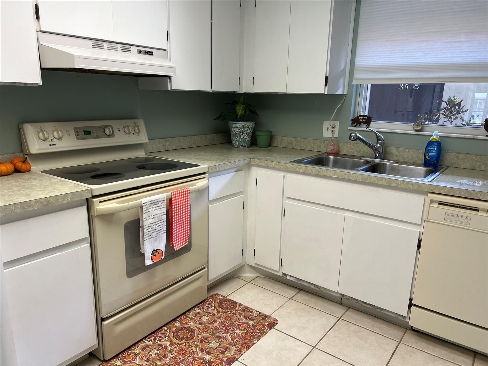 1100 E BAY DR #35, LARGO, FL — photo 5