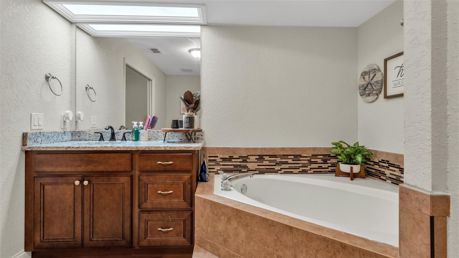 1345 LONGOAK DR DR N, LAKELAND, FL — photo 59