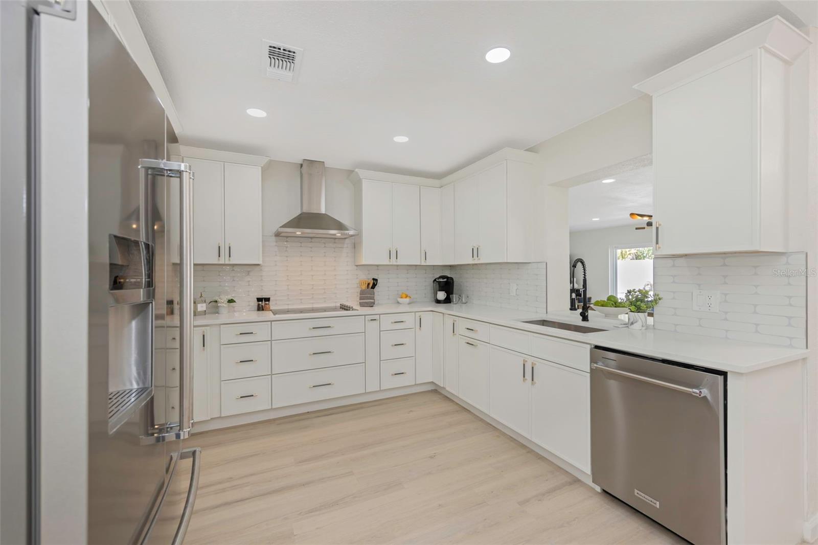 11419 47TH AVE N, ST PETERSBURG, FL — photo 26