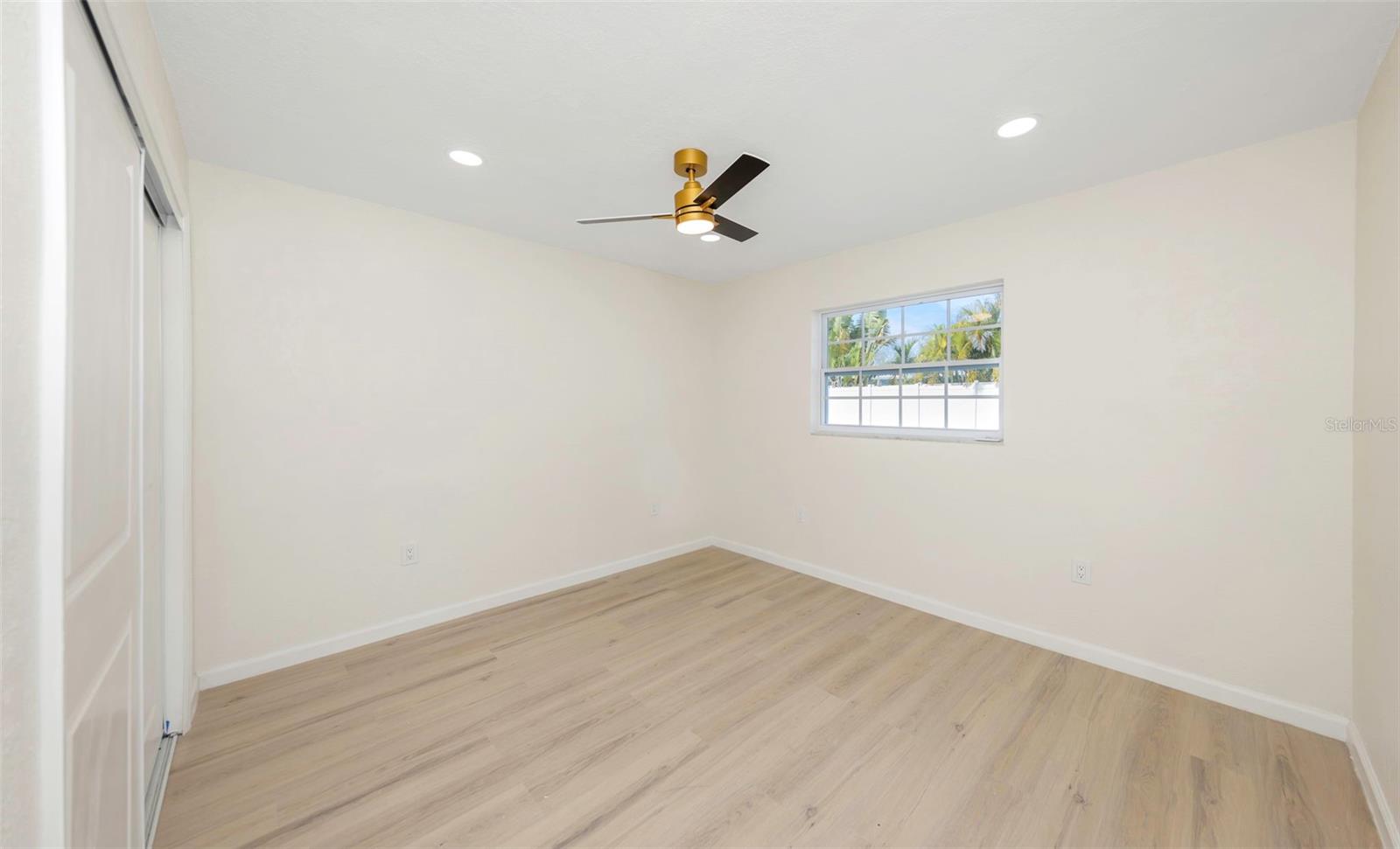 11419 47TH AVE N, ST PETERSBURG, FL — photo 44