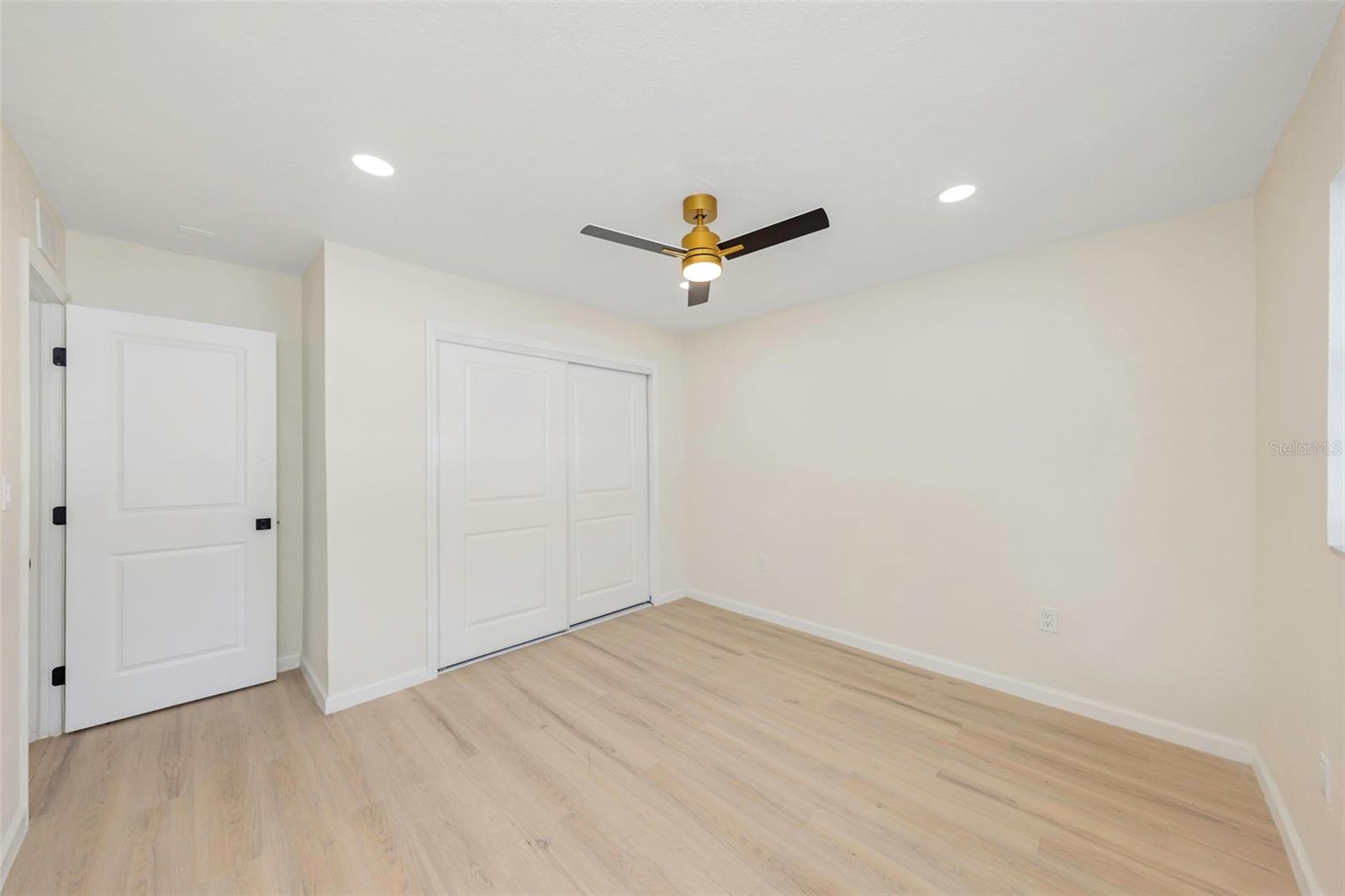11419 47TH AVE N, ST PETERSBURG, FL — photo 45