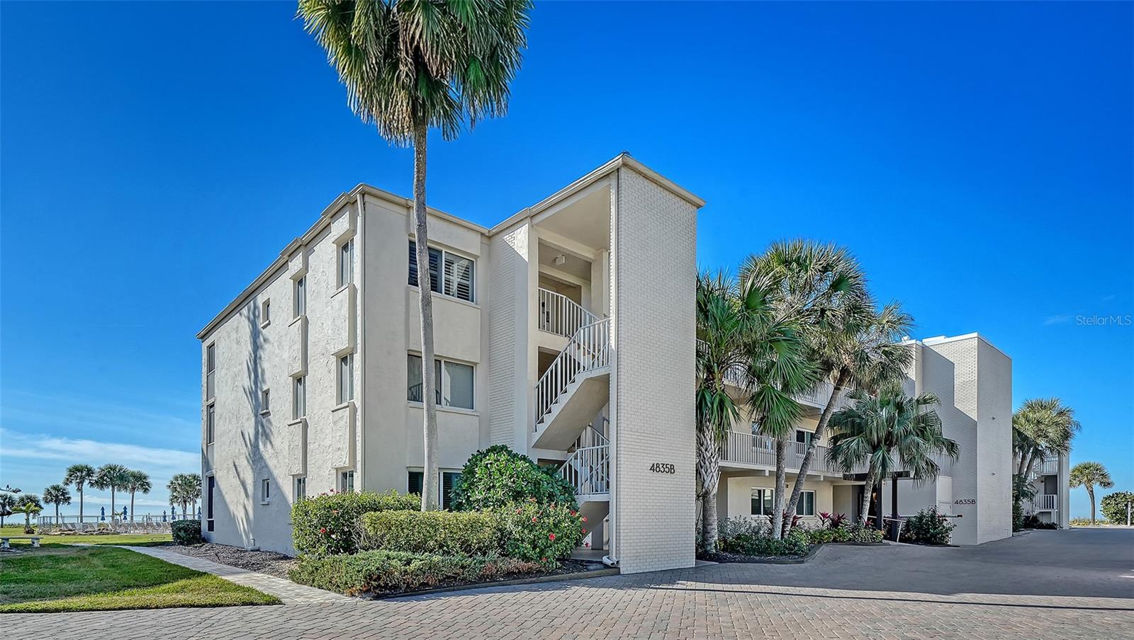 4835 GULF OF MEXICO DR #106, LONGBOAT KEY, FL — photo 3