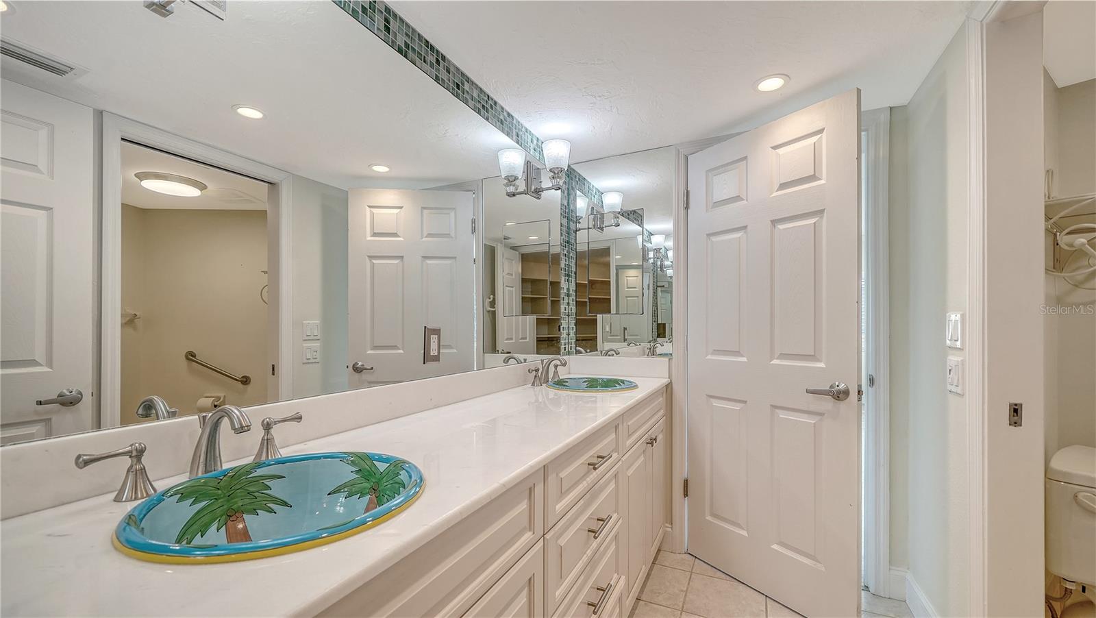 4835 GULF OF MEXICO DR #106, LONGBOAT KEY, FL — photo 12