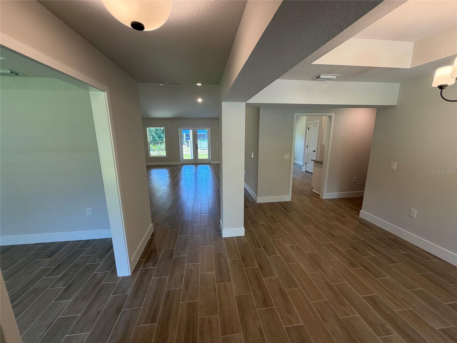 18423 LAMONT AVE, PORT CHARLOTTE, FL — photo 4