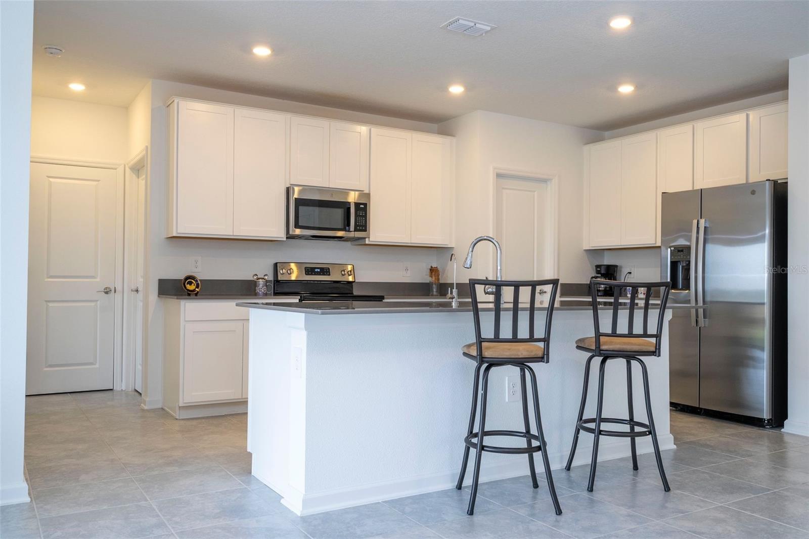 668 DARING DR, DAVENPORT, FL — photo 24
